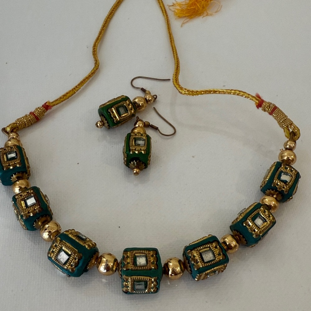 Gold and Green Beaded Necklace Set